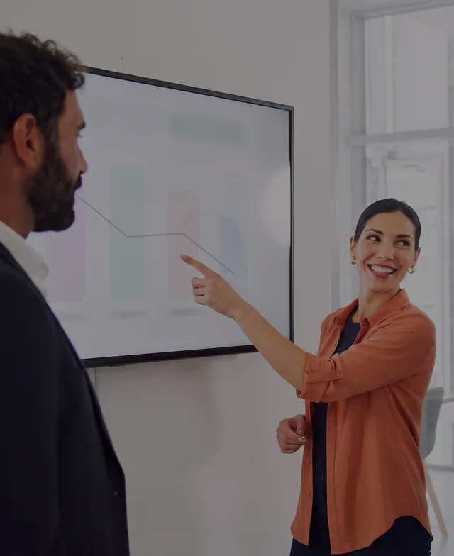 An adviser presenting to colleagues